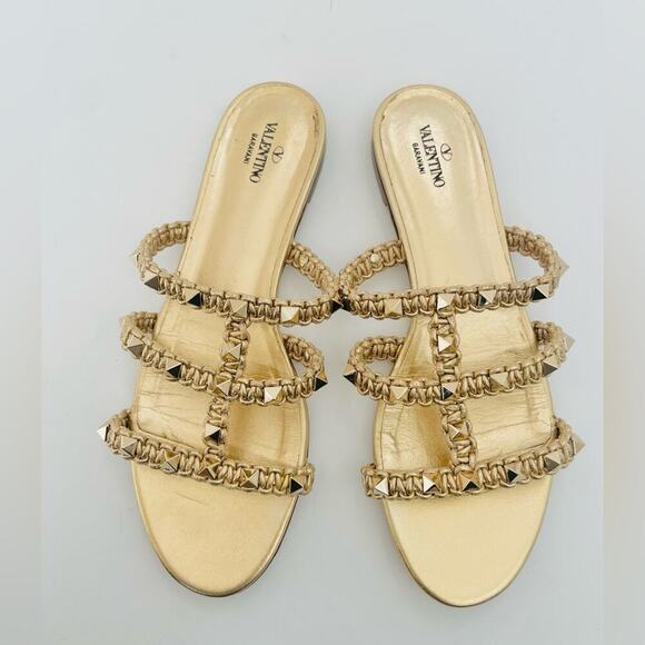 Valentino Garavani Gold Raffia Rockstud Caged Flat slide sandals EU 38 - Picture 1 of 9